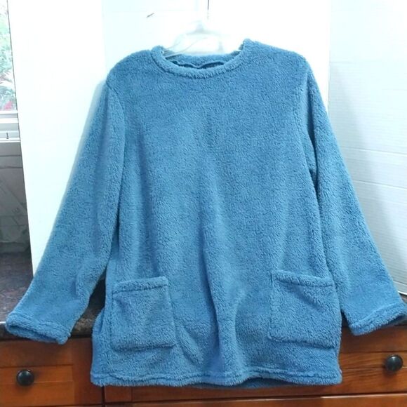 Sherpa Sweatshirt/Top....Size M - Picture 1 of 3